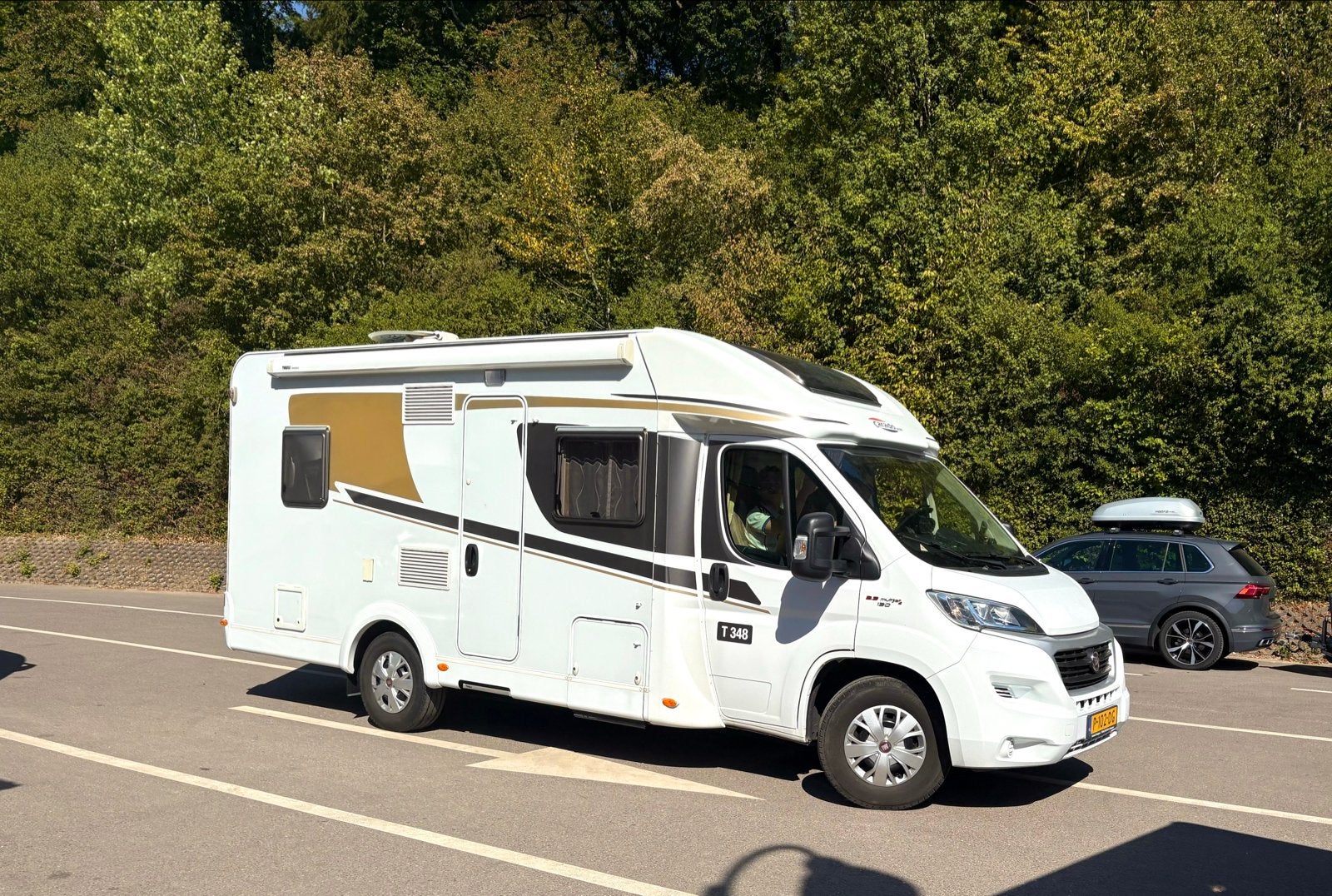 Carado T348 - 4 persoons - 2017, Ringverwarming, Fiat, 6 tot 7 meter, Boiler