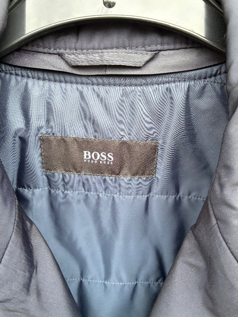 Hugo Boss regenjas, Maat 52/54 (L), Blauw, Ophalen of Verzenden, Zo goed als nieuw