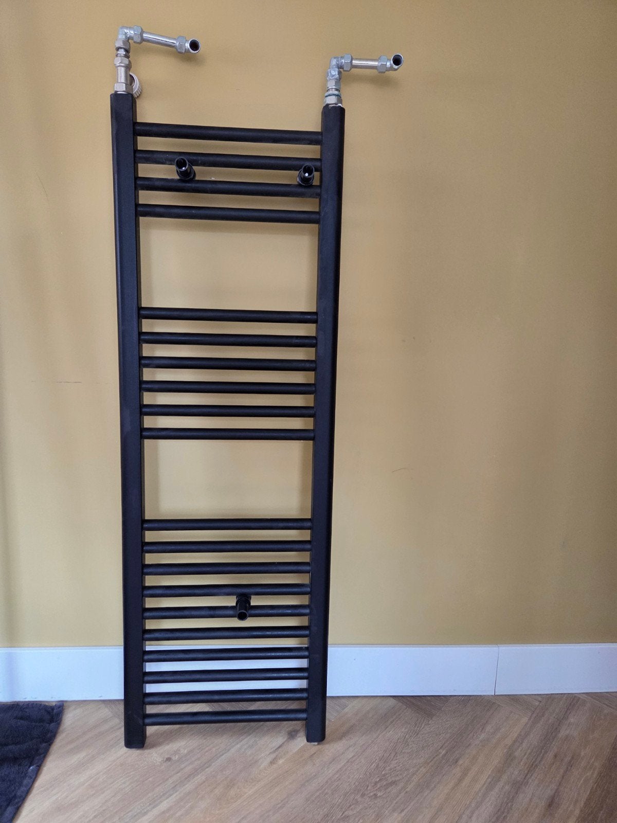 Zwarte handdoekradiator 40 x 120 cm, Doe-het-zelf en Verbouw, Verwarming en Radiatoren, Ophalen, Gebruikt, Radiator, Minder dan 60 cm