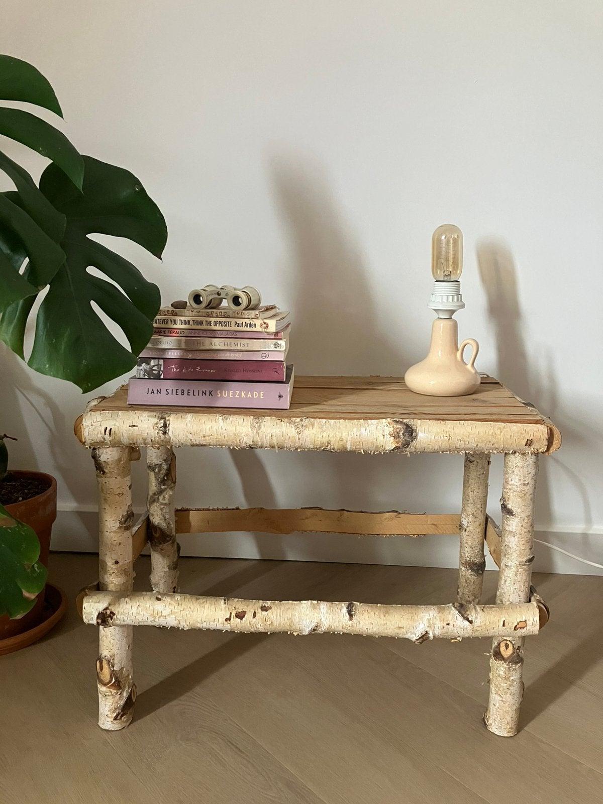 Zachtoranje sfeervol vintage tafellampje, Huis en Inrichting, Lampen | Tafellampen, Ophalen, Zo goed als nieuw, Overige materialen