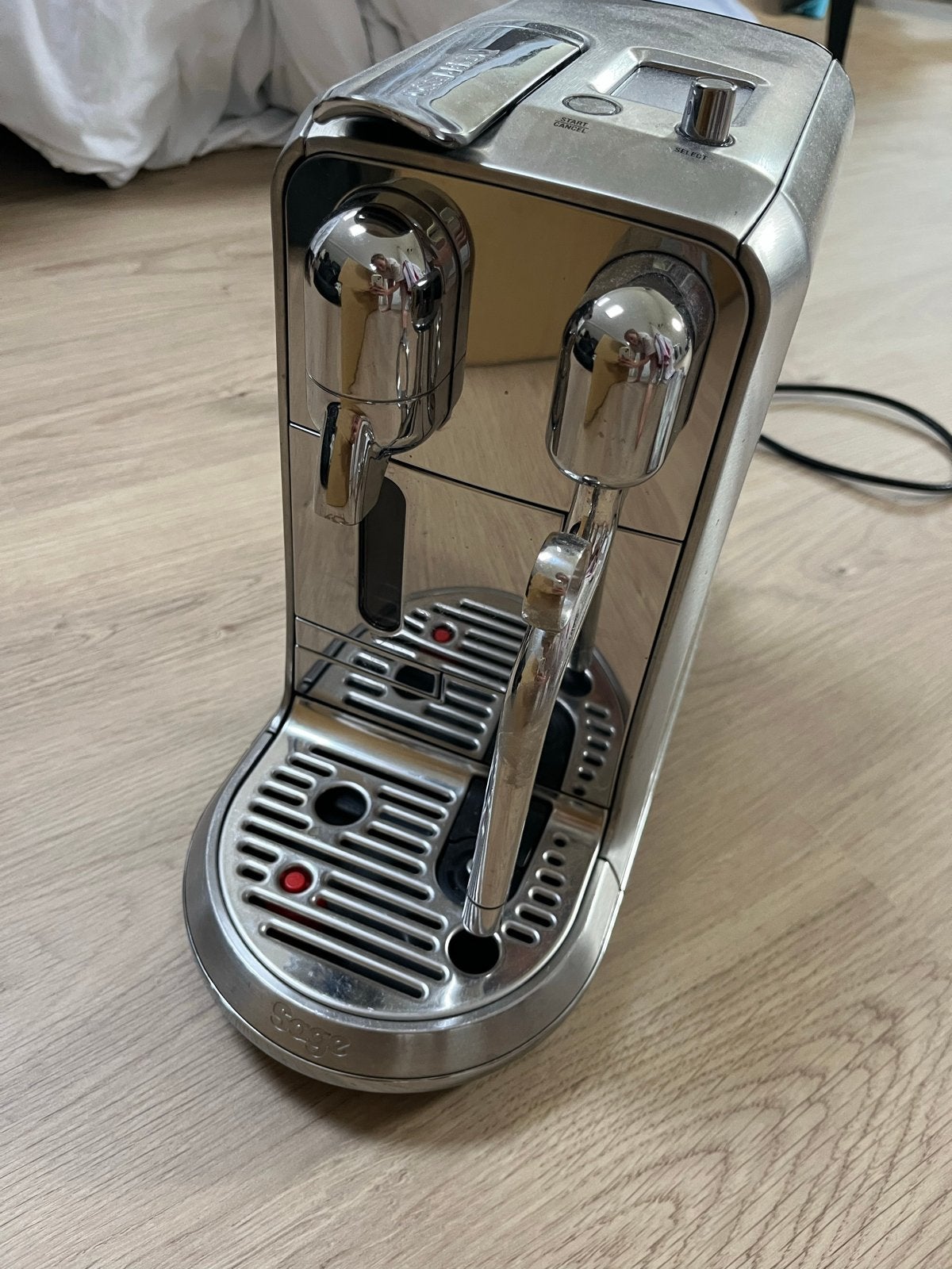 Nespresso Sage Creatista, Witgoed en Apparatuur, Koffiezetapparaten, Ophalen, Koffiemachine, Zo goed als nieuw, 1 kopje