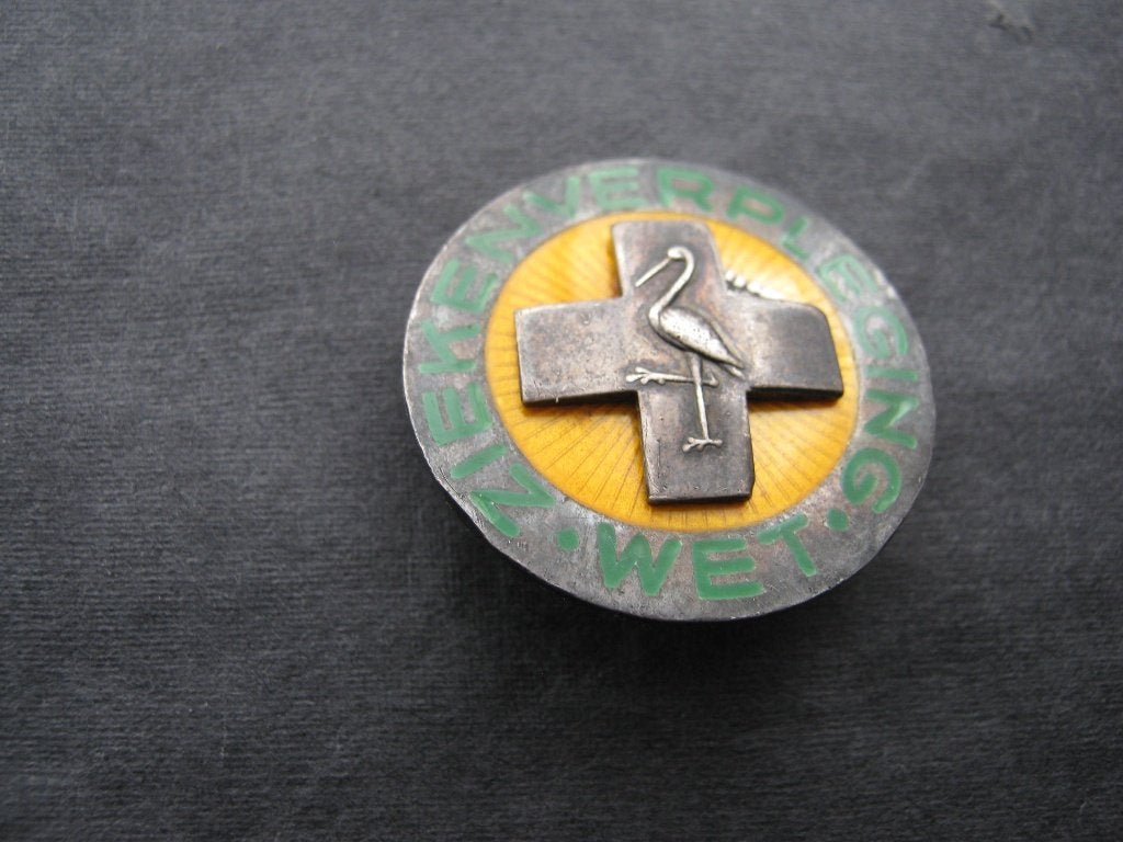 Verpleegstersspeld  Wet Ziekenverpleging  Zilver, Verzenden