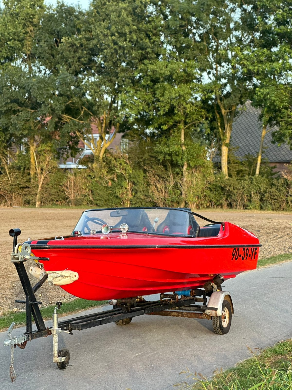 Speedboot met trailer en buitenboordmotor, Ophalen, Zo goed als nieuw, Buitenboordmotor, Benzine