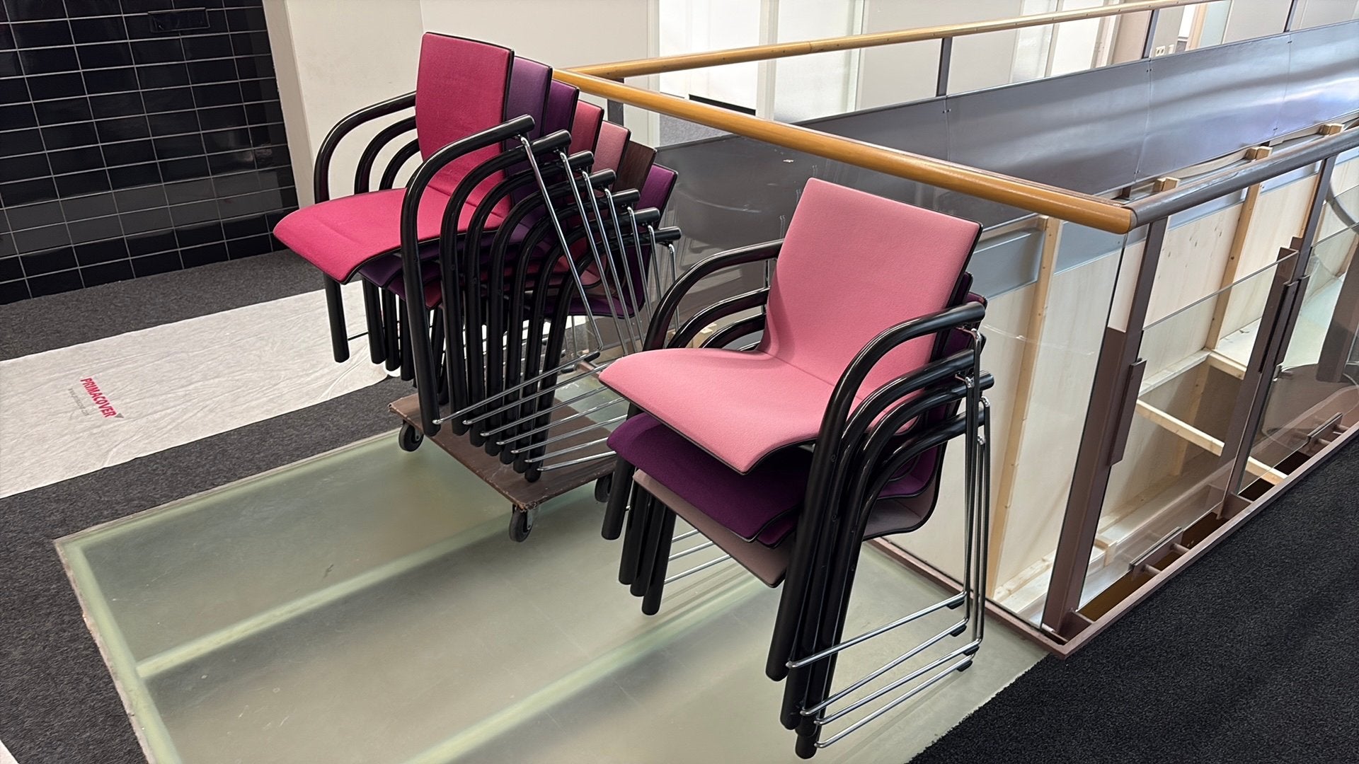 11x Thonet S320 stoelen, Ophalen, Gebruikt, Bruin, Vijf, Zes of meer stoelen