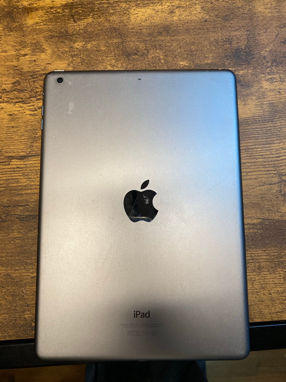 Apple iPad Air (1e generatie) 16GB - Gebarsten scherm, Computers en Software, 10 inch, Apple iPad Air, Ophalen of Verzenden, Niet werkend