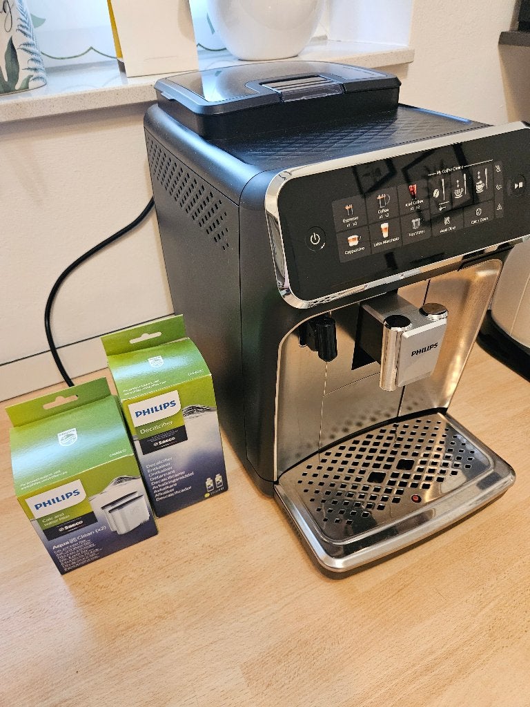 Philips EP3347/90 Serie 3300 LatteGo, Witgoed en Apparatuur, Koffiezetapparaten, Ophalen, Afneembaar waterreservoir, Koffiemachine
