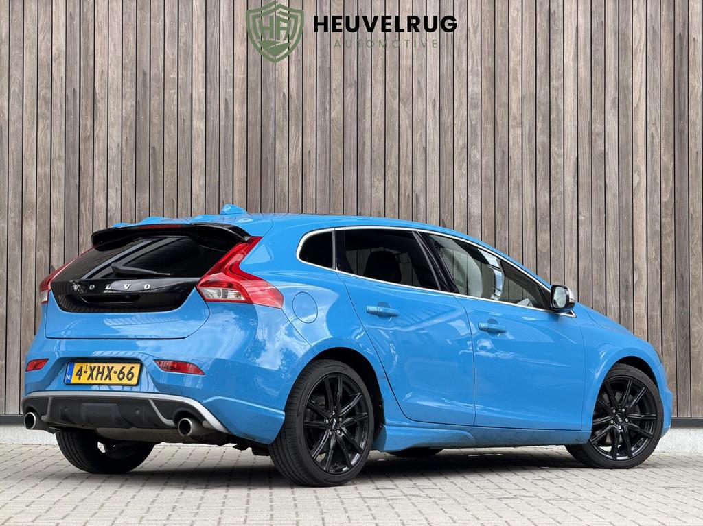 Volvo V40 2.0 D4 R-Design XENON | LEER | PANORAMADAK, Auto's, Volvo, Voorwielaandrijving, Euro 5, Parkeerassistent, Gebruikt