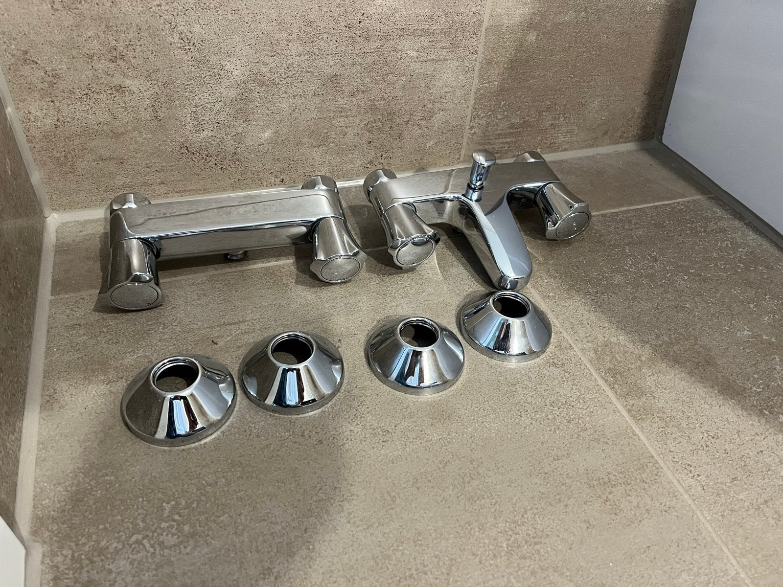 Nieuwe komplete badkamer set sanitair  grohe geberit viega, Ophalen, Nieuw, Chroom, Overige typen
