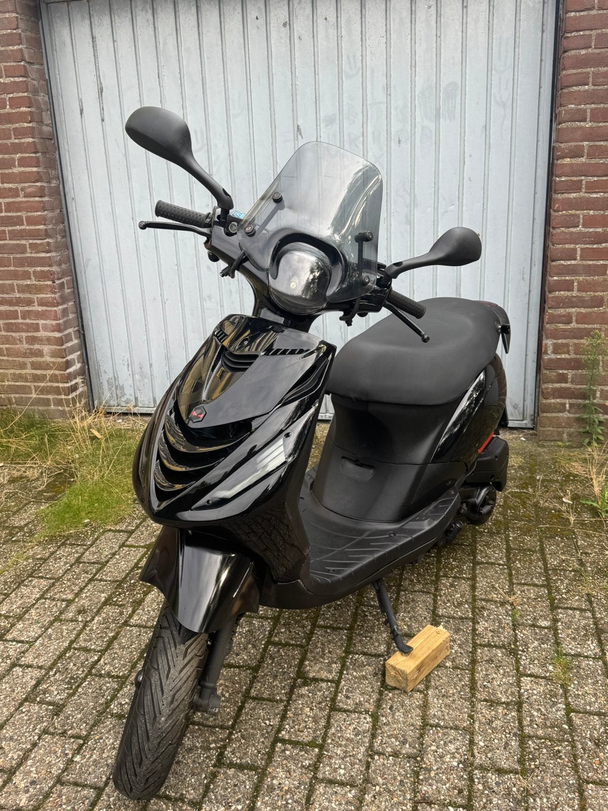 Piaggio Zip 4T Brom HoogGlans Zwart Sp Voorvork Full Option!, Ophalen, Zo goed als nieuw, Benzine, Zip