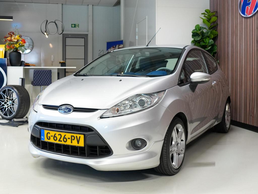 Ford Fiesta 1.6 Sport, Auto's, 1596 cc, Parkeersensor, Gebruikt, 31 €/maand