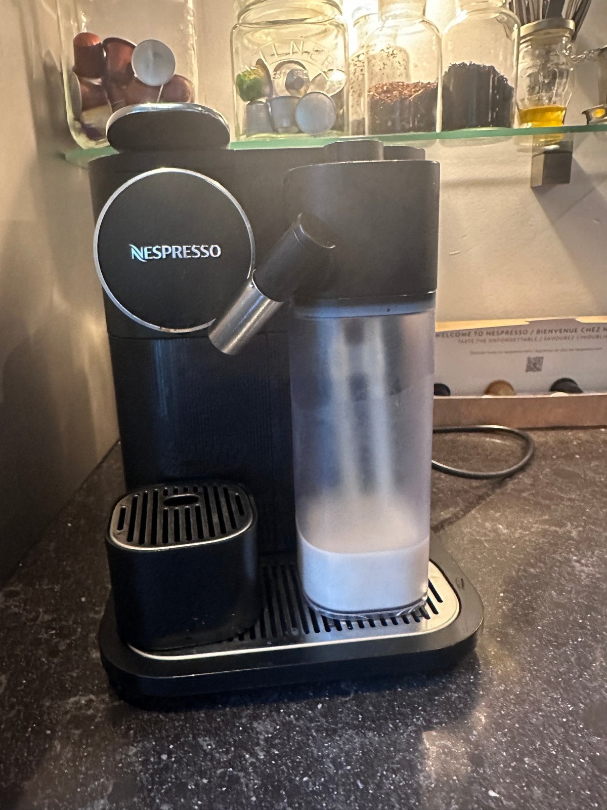De’Longhi Gran Lattissima EN650.B – werkt en reparatie nodig