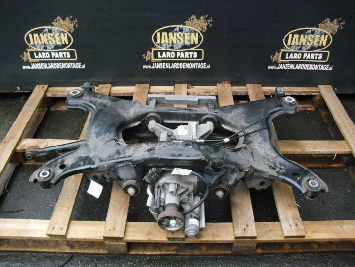 Range Rover Evoque L538 achter subframe LR096550 LR072077, Auto-onderdelen, Admin@jansenlaroparts.nl, Ophalen of Verzenden, Groenstraat 31B