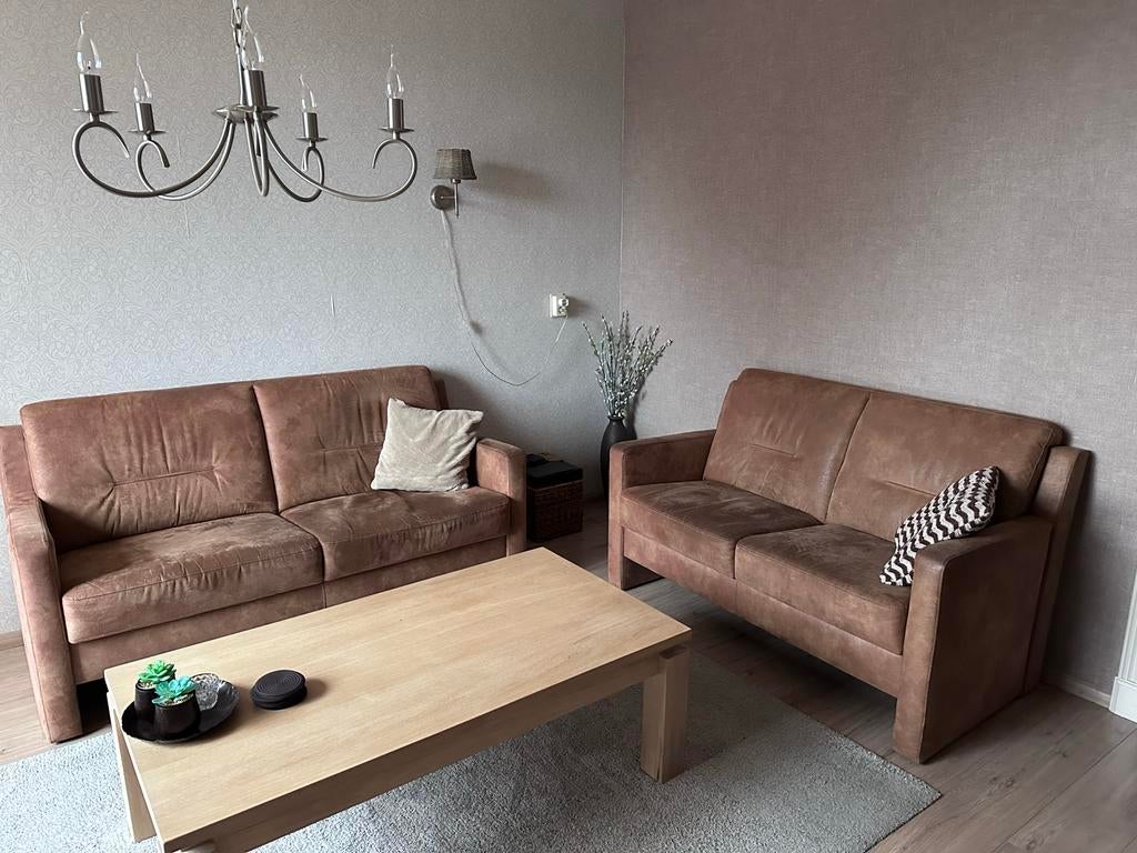 Bruine banken, Huis en Inrichting, Ophalen, Gebruikt, 150 tot 200 cm, Tweepersoons