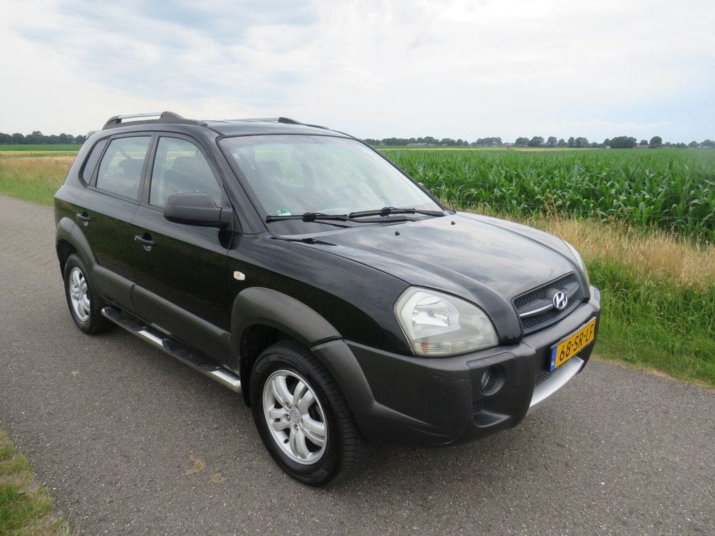 Hyundai Tucson 2.0 i Active 165.000km nap Suv Airco Nieuwe A, Auto diversen, Schadeauto's, Hyundai Motor Deutschland GmbH, Zwart