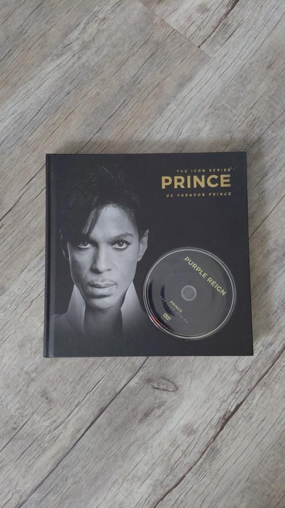Prince: De Paradox Prince boek met DVD, Ophalen of Verzenden, Zo goed als nieuw, Artiest