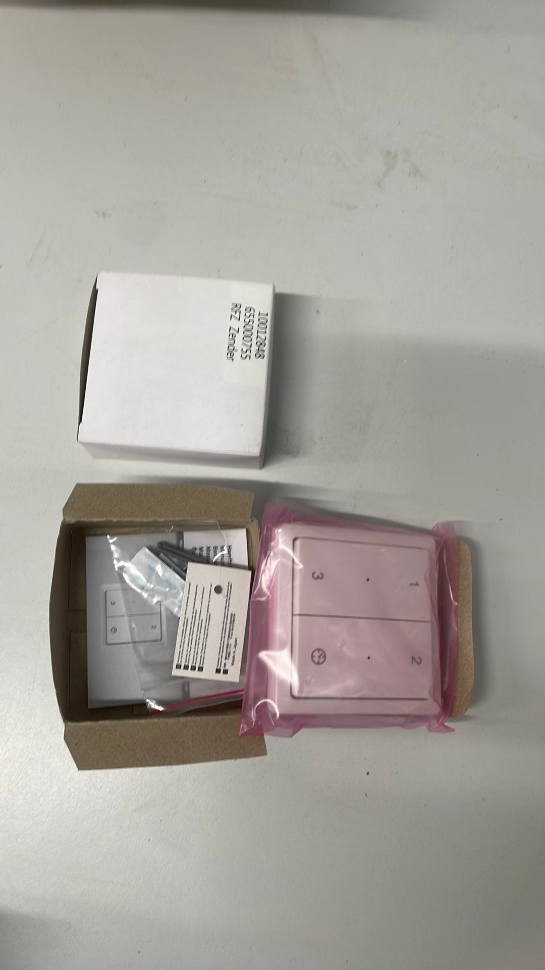 Rfz zender 2 stuks, Ophalen, Nieuw, Afzuiger