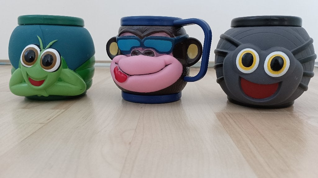 Beesten beker, bekers, spin, sprinkhaan, Ophalen of Verzenden, Zo goed als nieuw
