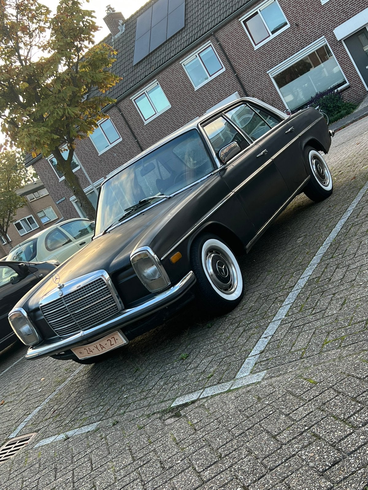 Mercedes-Benz 240D w115 1974! oldtimer, Auto's, 65 pk, 4 cilinders, Leder en Stof, Zwart