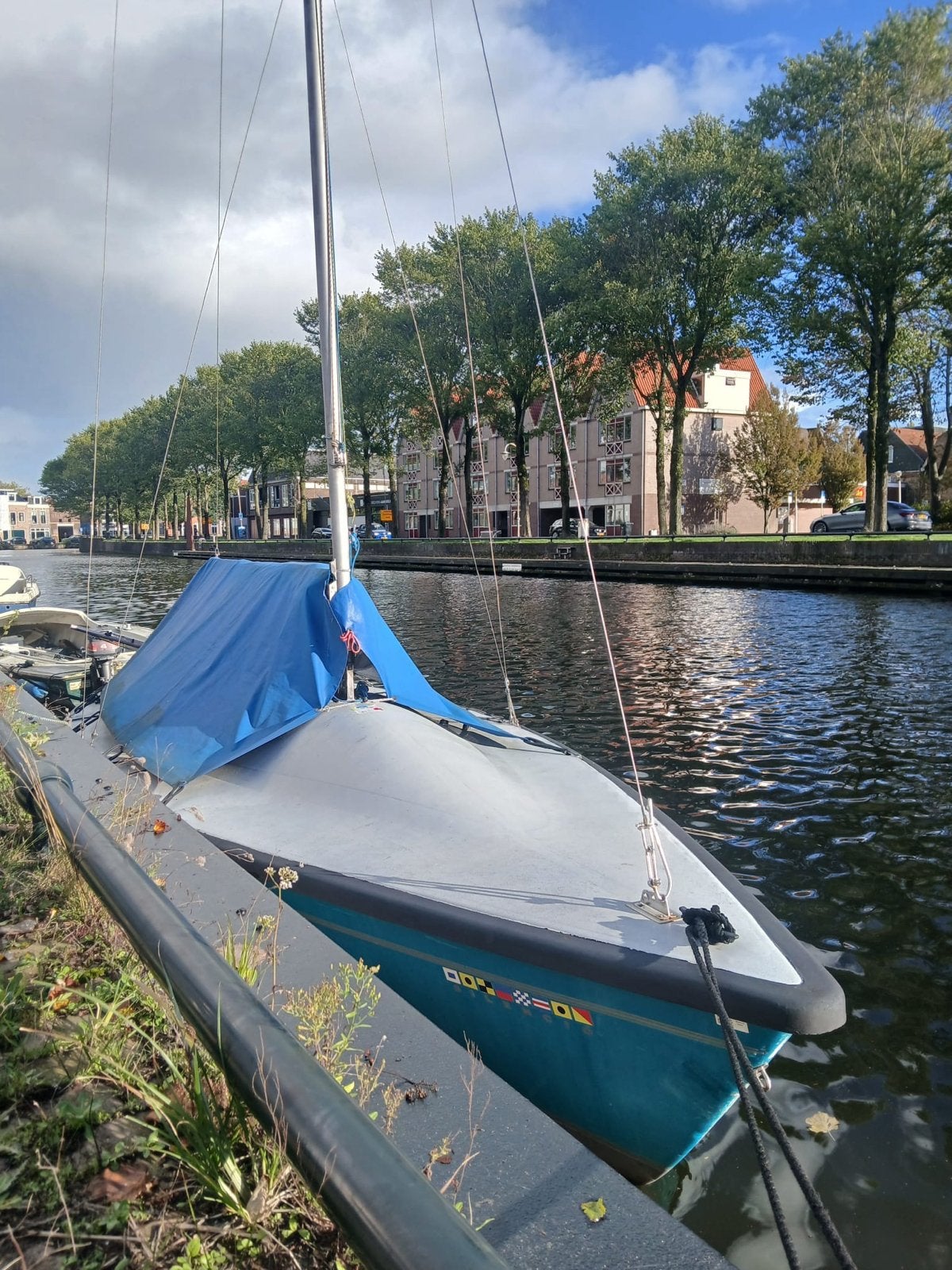 Efsix zeilboot compleet met trailer en buitenboordmotor, Ophalen, Gebruikt, Open zeilboot, 6 m