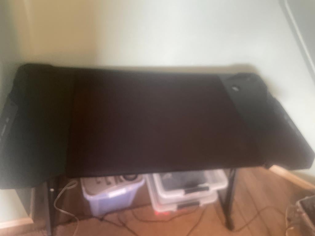 2x gamebureau., Huis en Inrichting, Bureaus, Ophalen, Zwart, Metaal, Zo goed als nieuw