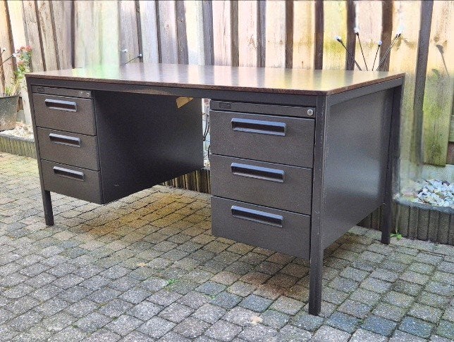 Solide bureau met 6 lades - 150x75x75 cm, Ophalen, Met lades, Gebruikt