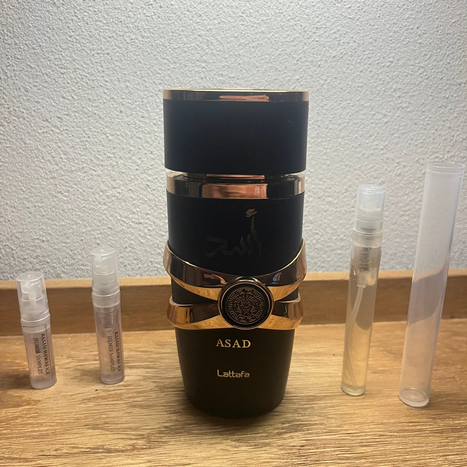 Lattafa - Asad samples 1-10ml, Sieraden, Tassen en Uiterlijk, Uiterlijk | Parfum, Zo goed als nieuw, Ophalen of Verzenden