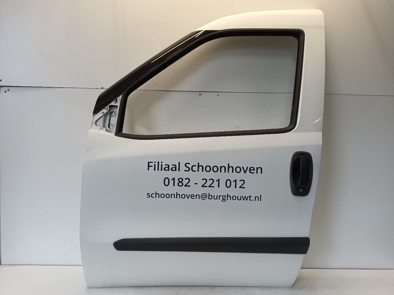 Portier links voor Opel Combo, Onderdelen@venauto.nl, Van der Ven Autorecycling B.V., Gebruikt, Ettenseweg 76, 4706 PB Roosendaal, The Netherlands