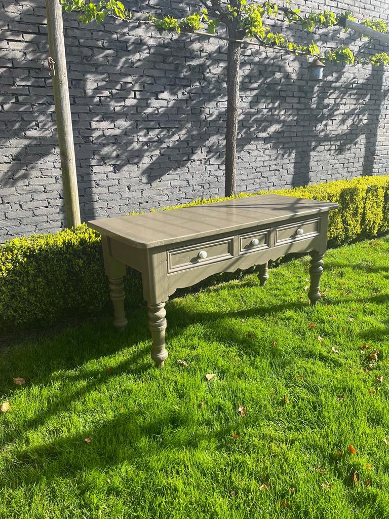 Vintage Sidetable / Consoletafel met Drie Lades, Huis en Inrichting, Tafels | Sidetables, Ophalen, 100 tot 150 cm, Zo goed als nieuw