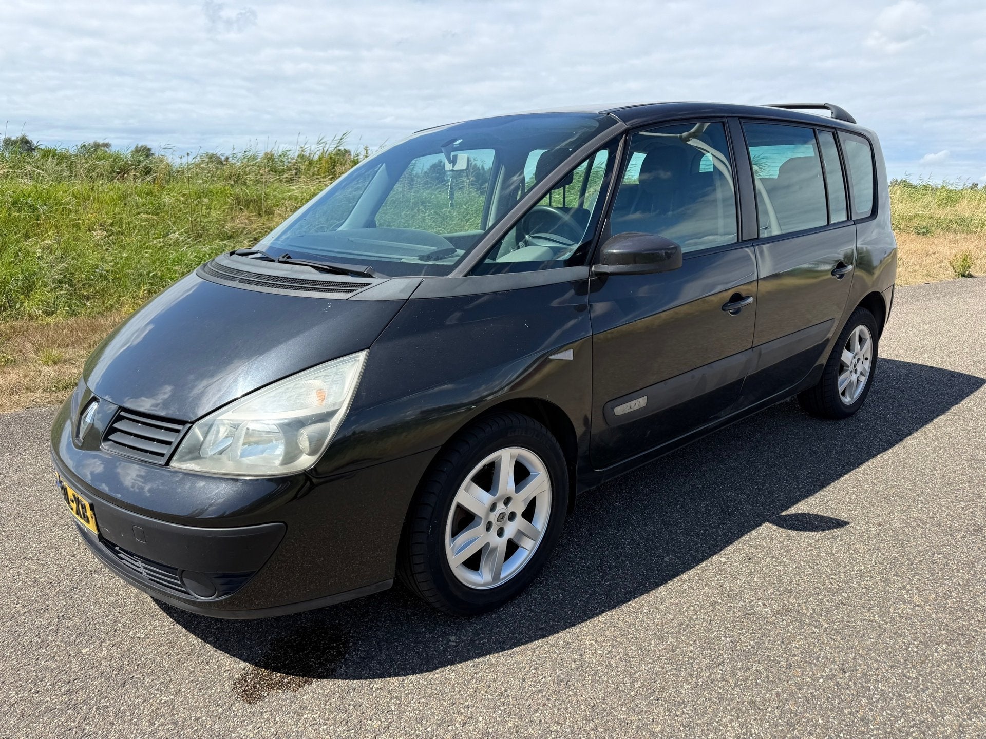 Renault Espace 2.0 T Authentique 7 persoons! incl nw apk en, 1998 cc, Gebruikt, 4 cilinders, 2000 kg