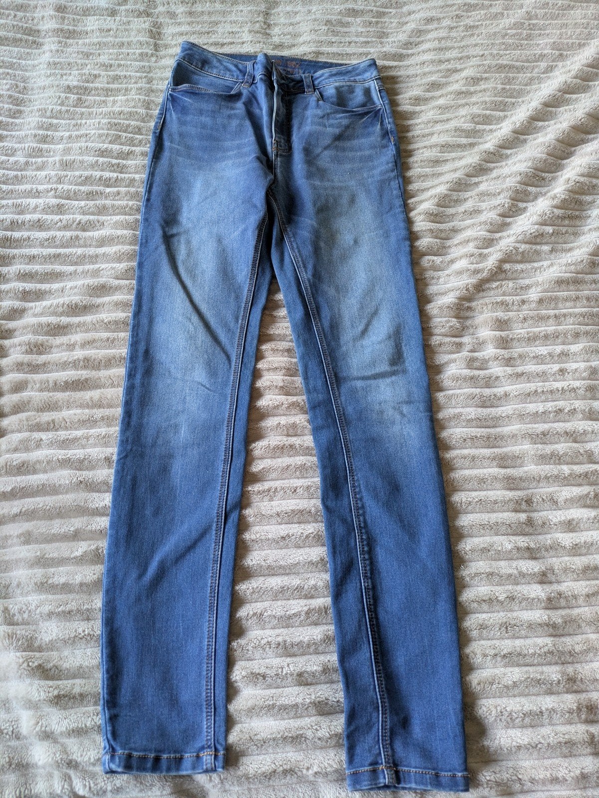 Mooie blauwe jeans van Denim 1982, Kleding | Dames, Blauw, Ophalen of Verzenden, W30 - W32 (confectie 38/40), Denim 1982