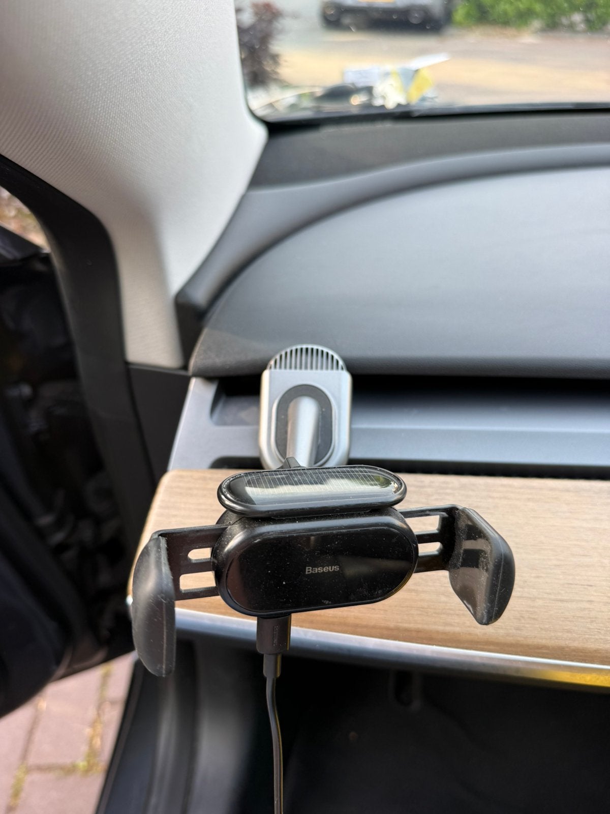 Telefoon houder tesla, Ophalen of Verzenden, Zo goed als nieuw, Auto
