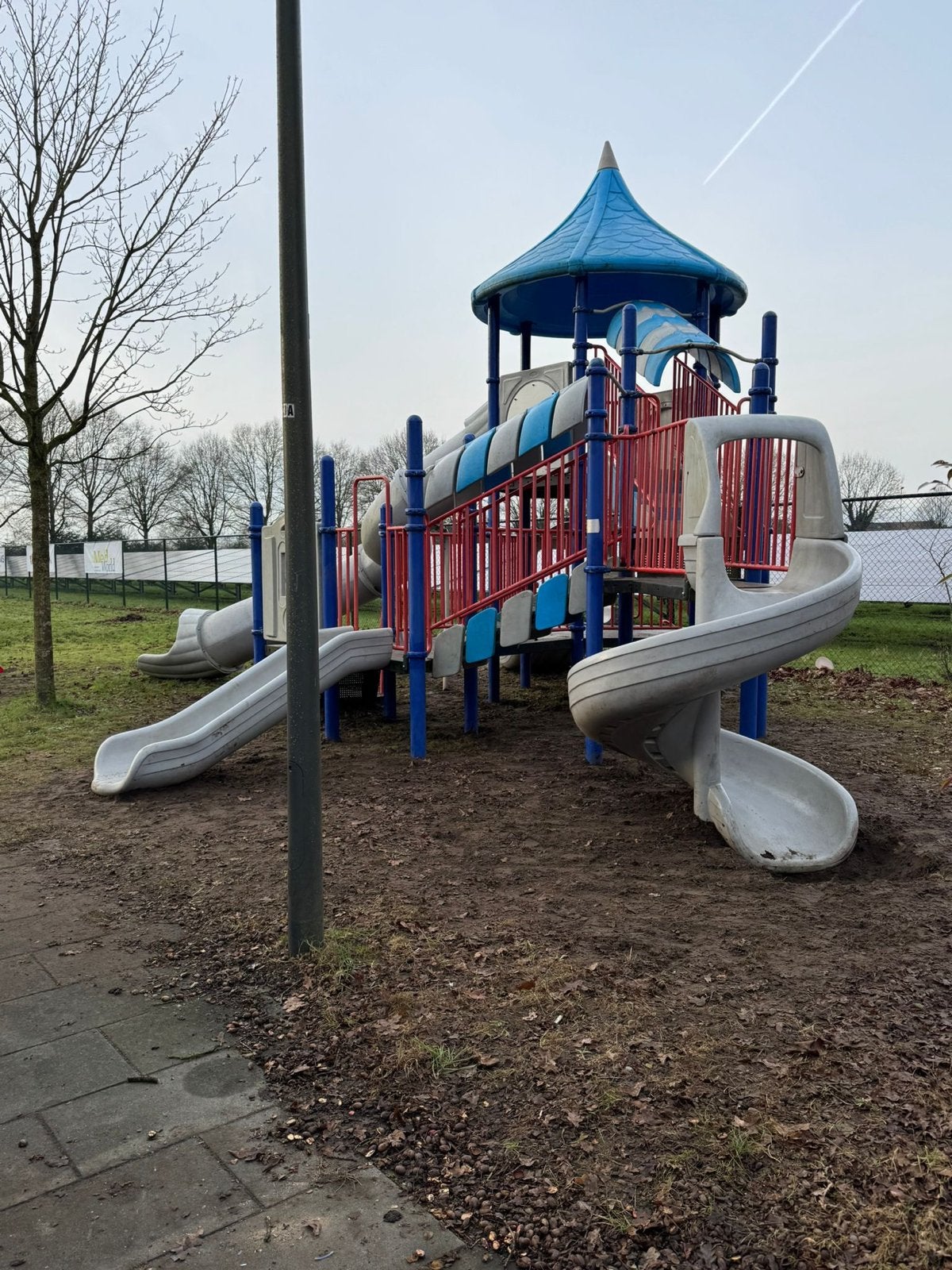Grote Speeltoestel met Glijbanen en Klimmogelijkheden, Kinderen en Baby's, Ophalen, Gebruikt, Glijbaan