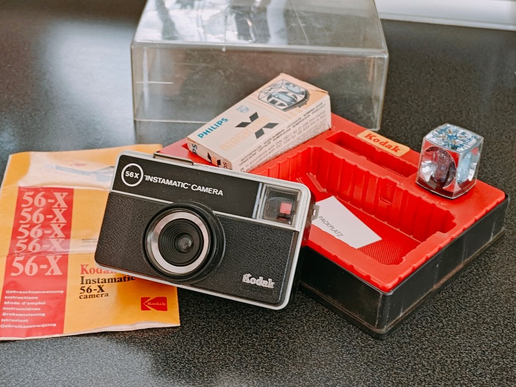 Kodak Instamatic 56x in displaydoos, Verzamelen, Fotografica en Filmapparatuur, Ophalen of Verzenden, 1960 tot 1980, Fototoestel