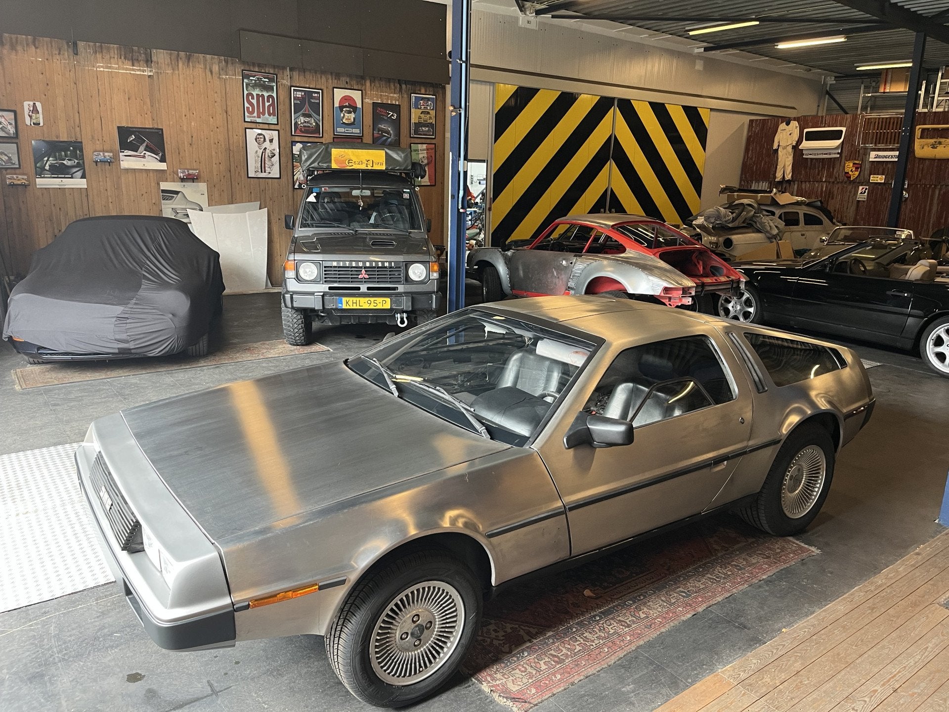 DMC DeLorean (bj 1981, automaat), foto 3