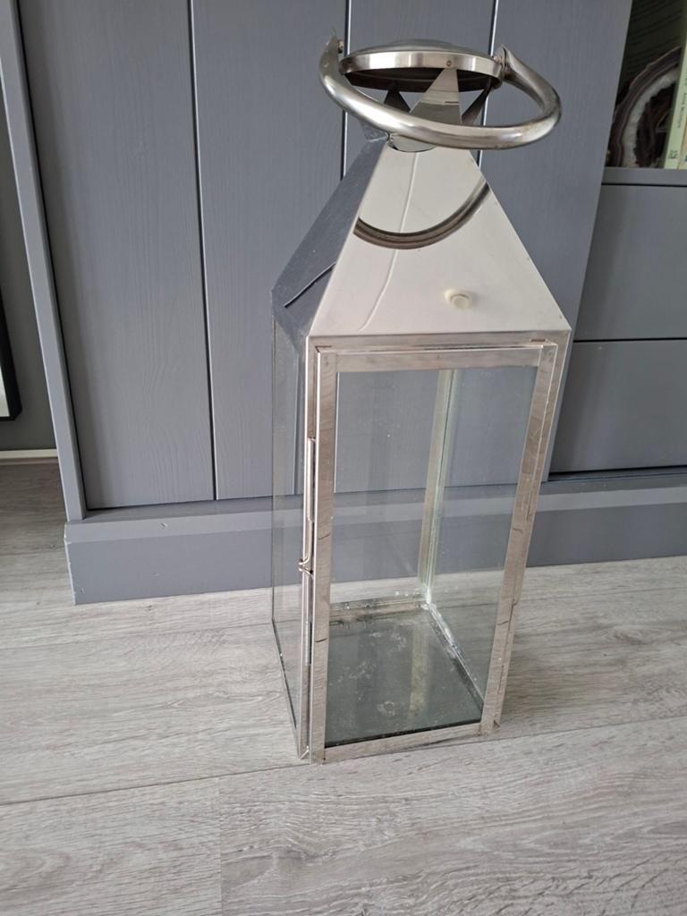 Windlicht / lantaarn, Huis en Inrichting, Woonaccessoires | Kandelaars en Kaarsen, Ophalen, Hout, 50 tot 75 cm