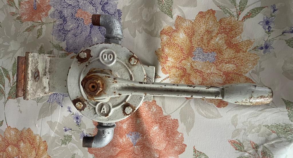 Vintage handpomp / waterpomp met hendel, Ophalen of Verzenden