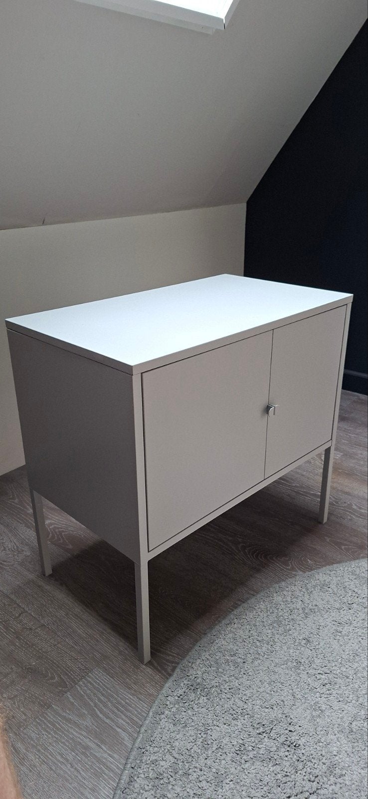 Stijlvol grijs kastje met deuren, Ophalen, Overige materialen, Met deur(en), 50 tot 100 cm