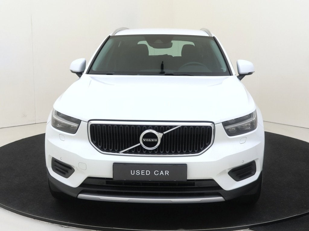 Volvo XC40 T3 Momentum | Carplay | Stoelverwarming |, Auto's, 12 maanden, Gebruikt, Bedrijf, SUV of Terreinwagen
