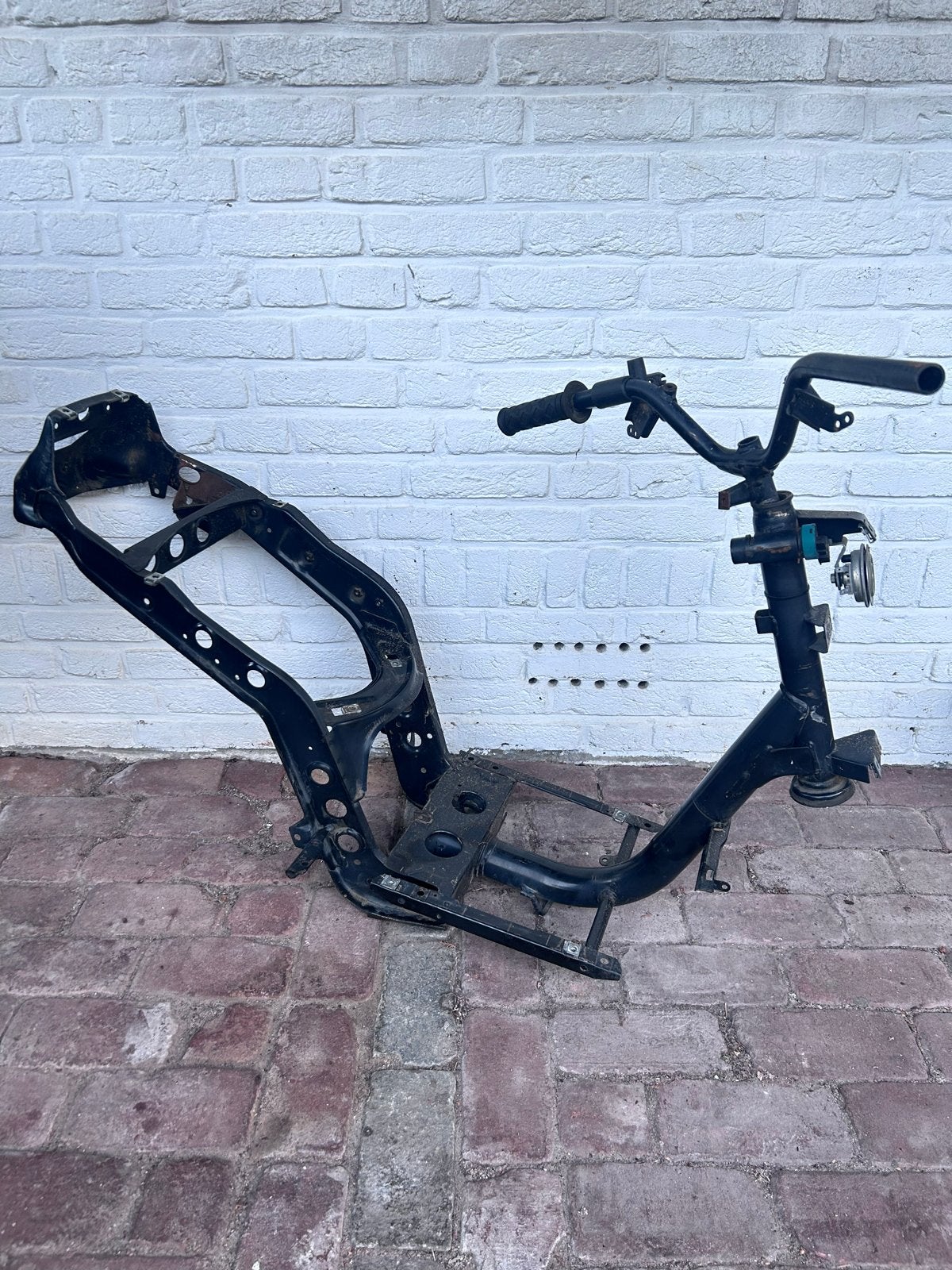 Piaggio Zip SP2000 frame met carters en buitenlandse papiere, Ophalen of Verzenden, Gebruikt, Frame, Piaggio