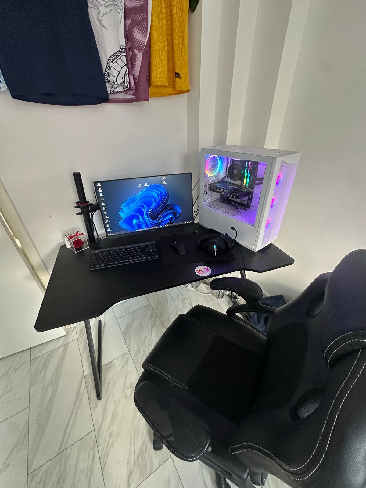 Complete Gaming PC Setup met RGB en MSI Monitor, Computers en Software, Desktop Pc's, Ophalen, Zo goed als nieuw, Gaming, SSD