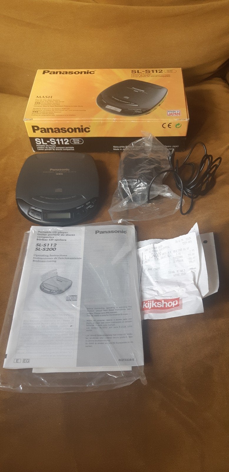 Discman Panasonic met bon doos en adapter, Ophalen of Verzenden, Discman