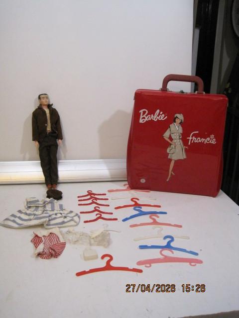 barbie koffer jaren 50 met pop (387), Verzamelen, Ophalen of Verzenden, Gebruikt, Overige typen