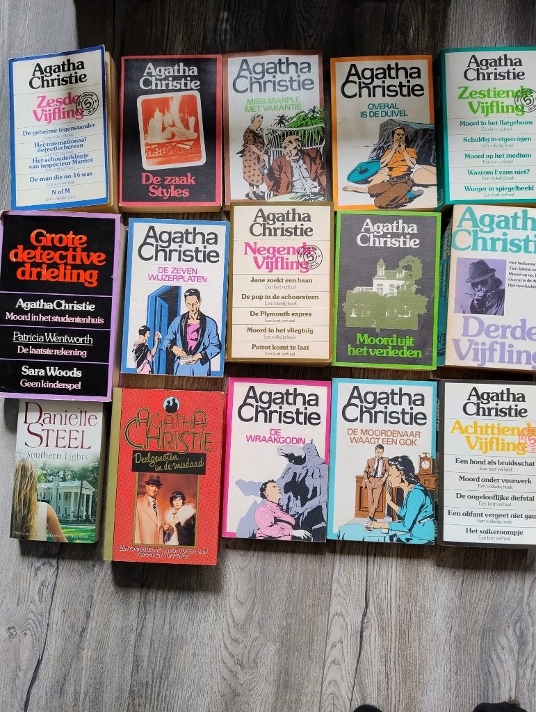 Agatha Christie, Boeken, Ophalen