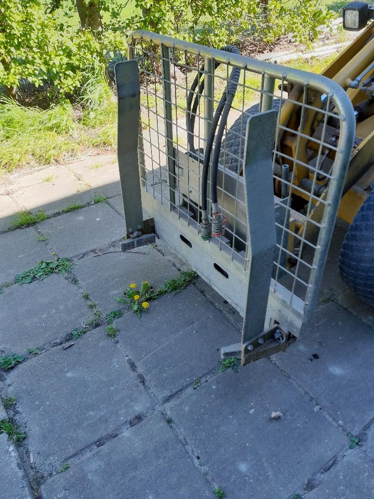 lagenklem knikmops, Ophalen, Gebruikt