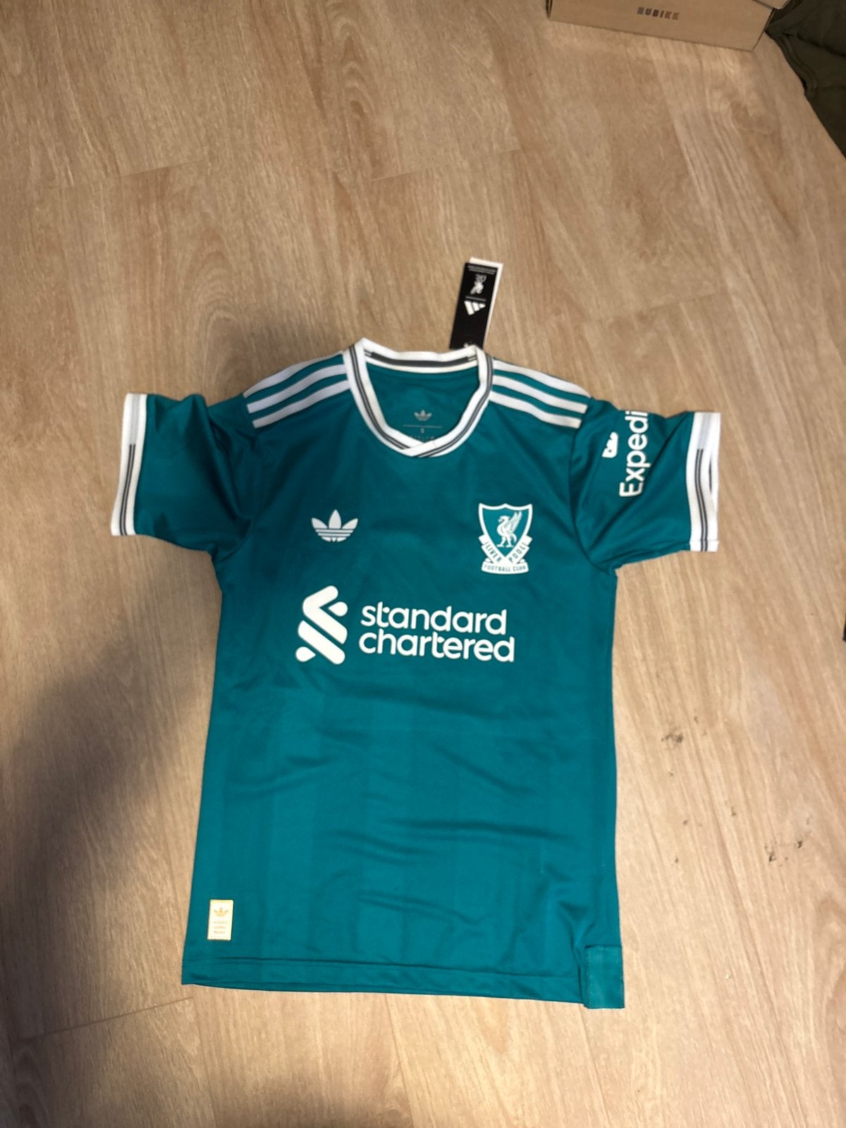 Adidas Liverpool FC Retro Voetbalshirt Salah 11, Maat S, Ophalen of Verzenden, Zo goed als nieuw, Shirt