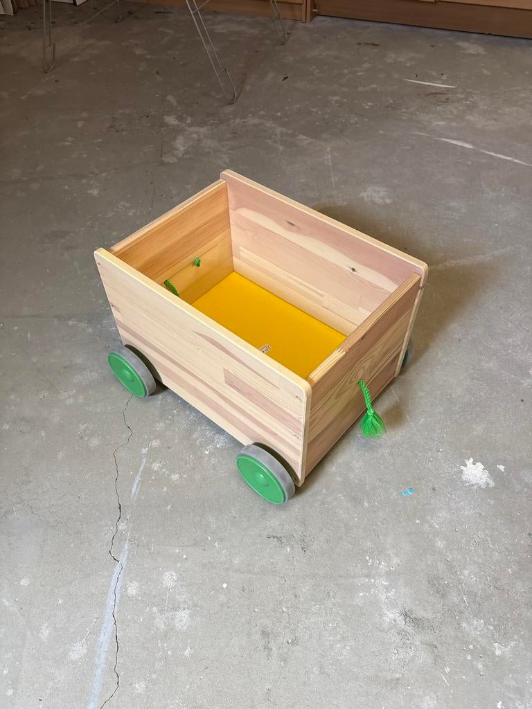 Houten Duwkar met Groene Wielen - Perfect voor Peuters, Ophalen, Zo goed als nieuw