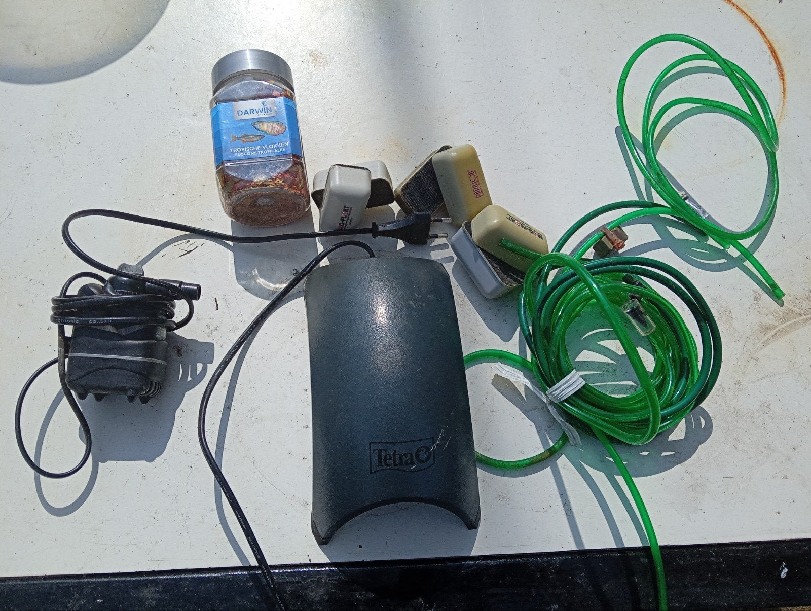 Aquarium spullen, Ophalen