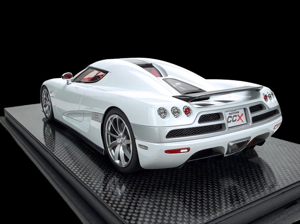 Koenigsegg CCX Zilver 1:18 FrontiArt Pre-Order, Hobby en Vrije tijd, Modelauto's | 1:18, Ophalen of Verzenden, Nieuw, Auto, Overige merken
