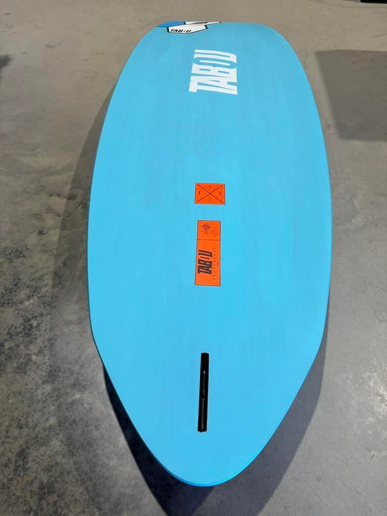 Tabou Rocket LTD - 145L / Zo goed als nieuw, Watersport en Boten, Windsurfen, Ophalen, 250 tot 300 cm, Tabou, -