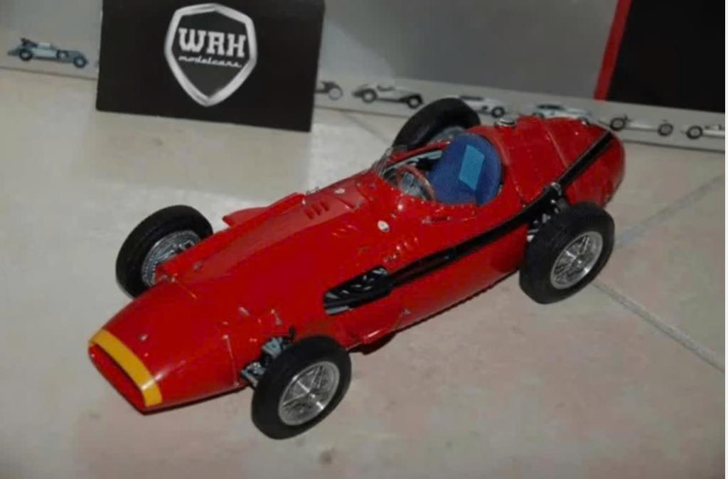 1:18 MASERATI 250F GP SIEGER red CMC M-051 in box WRH, Hobby en Vrije tijd, Modelauto's | 1:18, Verzenden, Zo goed als nieuw, Auto